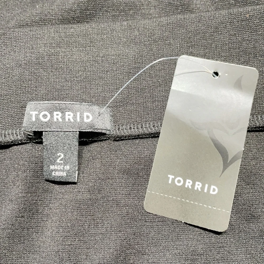Torrid Embroidered Ponte Mini Skirt - Picture 5 of 5